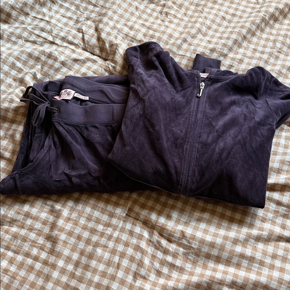 Juicy couture velour tracksuit - Picture 2 of 4